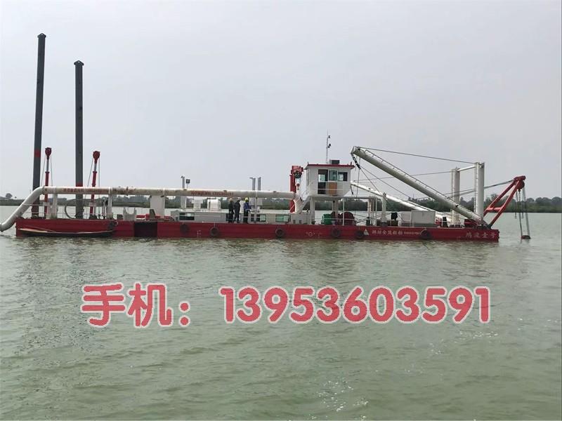 絞吸式抽沙船